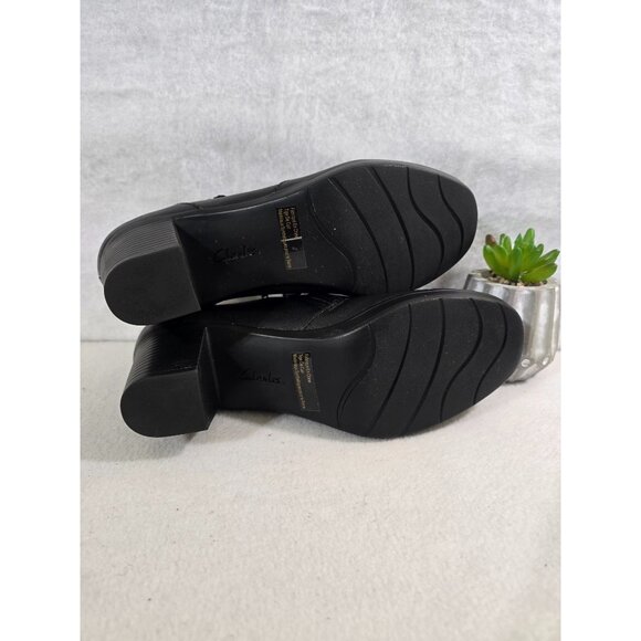 Clarks‎ Bendables Black Leather Ankle Buckle Boot Women's Size 9 Shoes - Picture 7 of 12